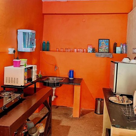 מדיקרי Sandev Homestay מראה חיצוני תמונה